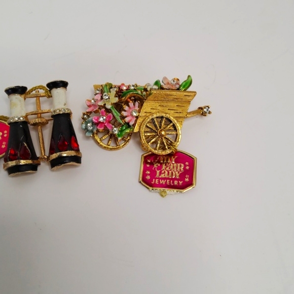 Bundle of two MY FAIR LADY brooches - Picture 3 of 9